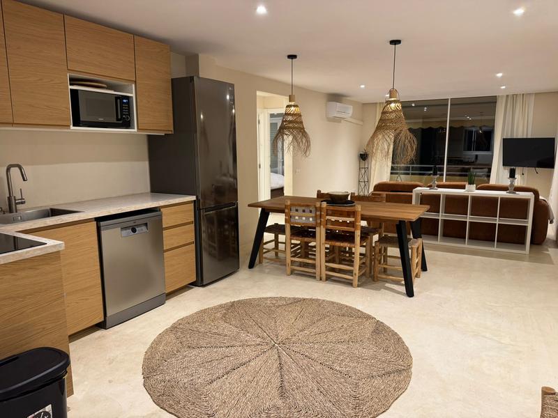 Renovated 2-bedroom apartment, Figueretas