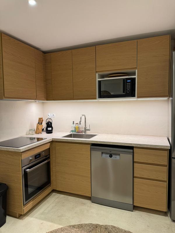 Kitchen · Renovated 2-bedroom apartment, Figueretas